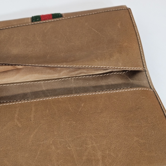 Vintage Gucci trifold wallet - Picture 15 of 16